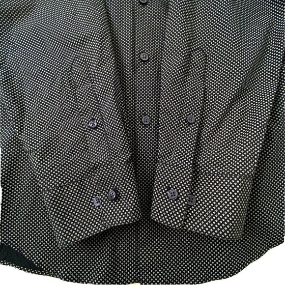 Van Heusen size 16-16.5 32/33 Slim Fit Button Front Shirt Wrinkle Free Navy Blue - Picture 4 of 7